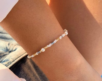 Beaded white tiny bracelet. Beads summer bracelet. Trendy beaded jewelry. Gift for her. Beautiful summer jewelry. Pearl bracelet.