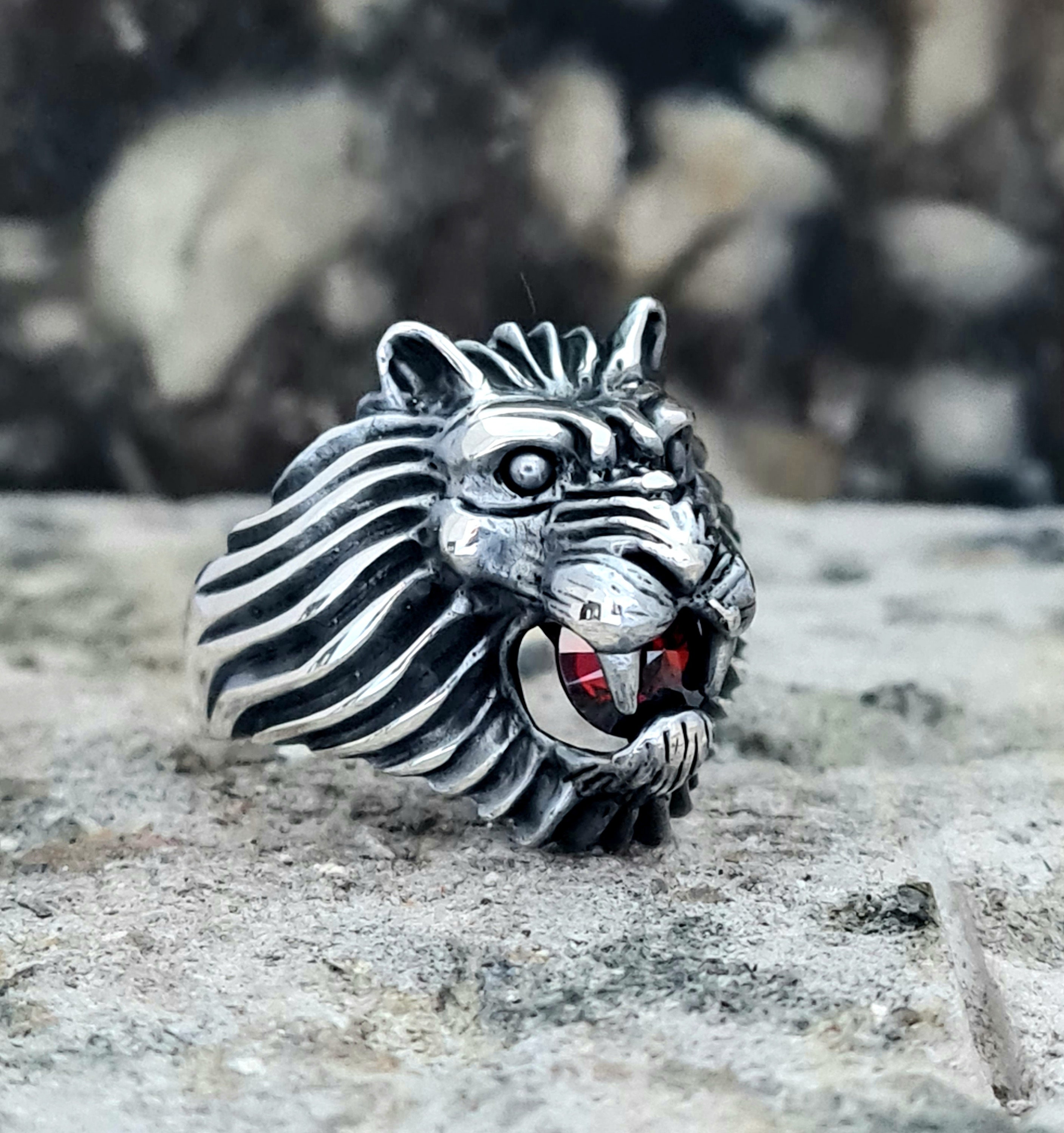 PYTALI Lion Head Ring for Men Sterling Silver Ruby India | Ubuy