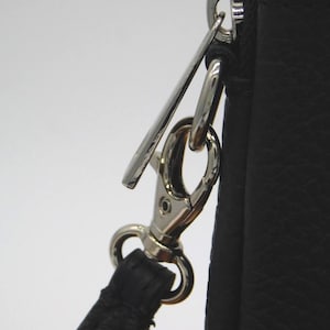 Bolso/bolsa de cuero negro para teléfono móvil, cruzado al hombro. imagen 7