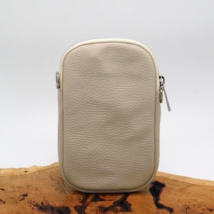 Sac/pochette en cuir crème à bandoulière pour téléphone image 4