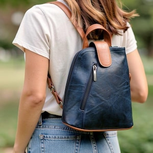 Small Navy Blue Backpack: Chic Convertible Crossbody Bag