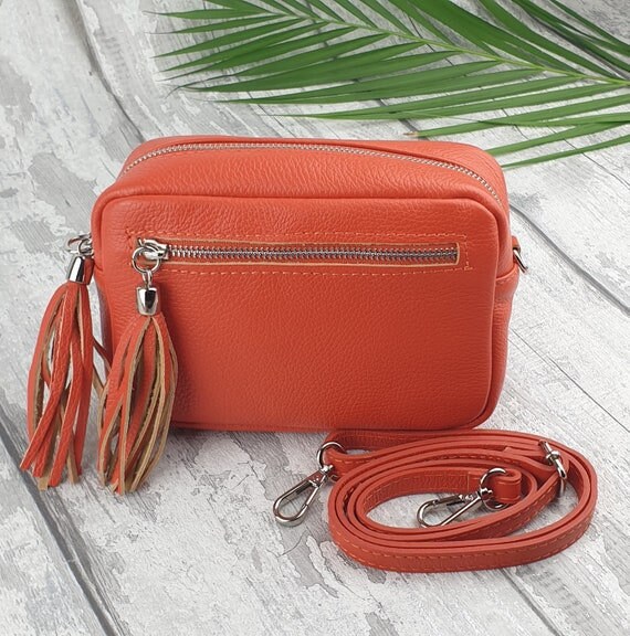 LEATHER TASSEL ORANGE LEATHER TASSEL ORANGE