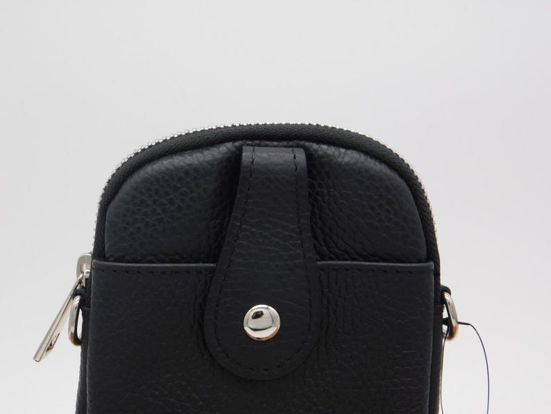Bolso/bolsa de cuero negro para teléfono móvil, cruzado al hombro. imagen 3