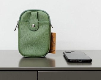 Bolso bandolera para teléfono de piel verde salvia: piel italiana, correa ajustable