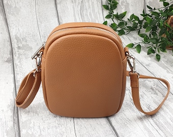 Italian Tan Leather Handbag.