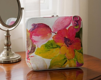 Floral White Leather Crossbody Bag: Italian Leather, Adjustable Strap