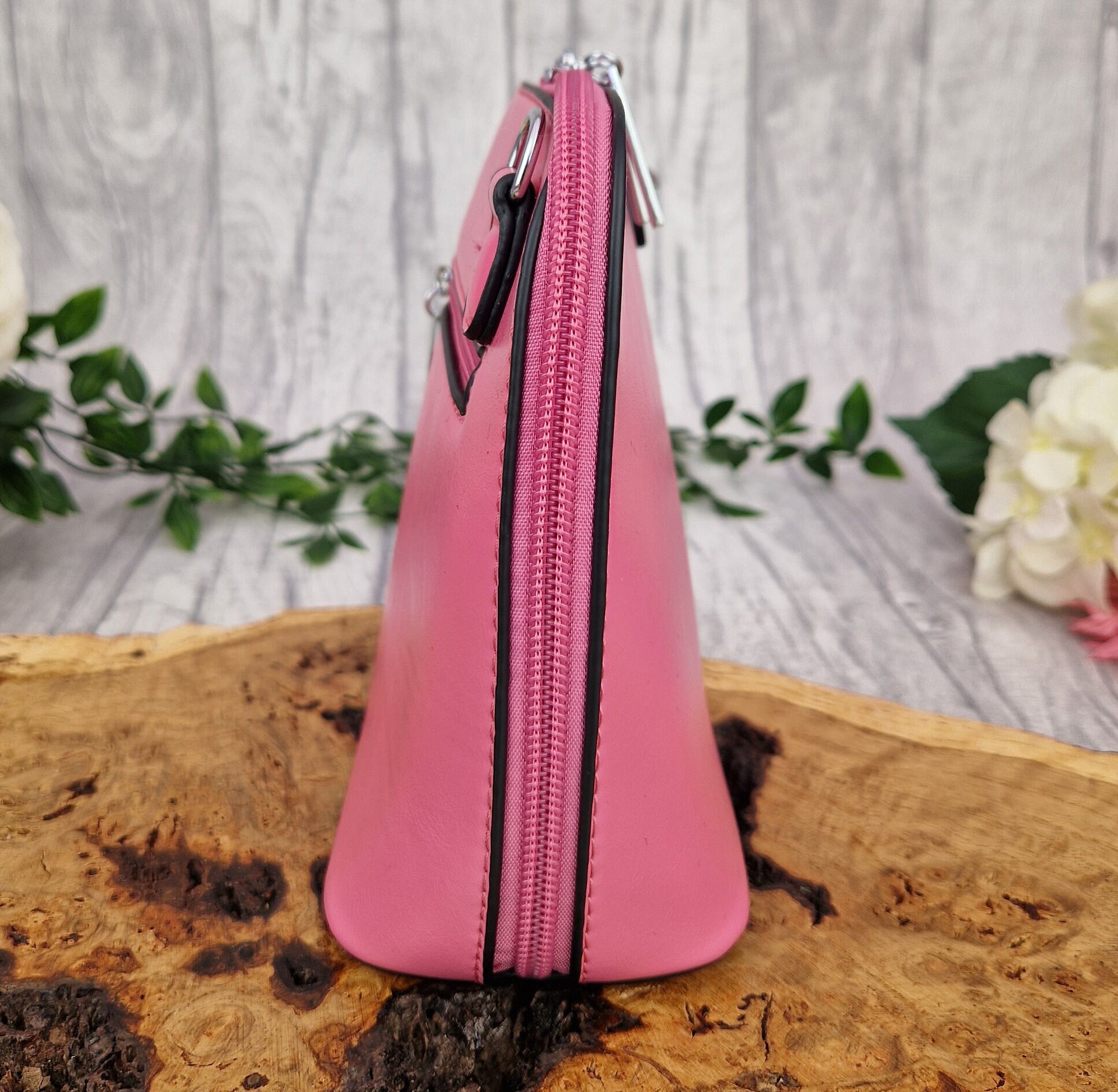 Pink Faux Leather Crossbody Bag: Small Shoulder Bag With  display picture 1