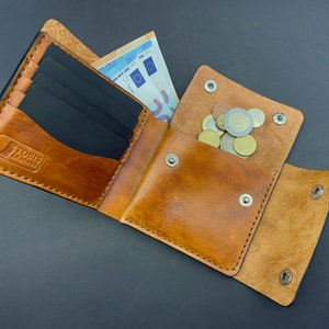 Handmade bifold men wallet, hand dyed leather snap wallet, coin pocket wallet