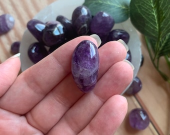 Piedras pulidas de amatista: cristal curativo del chakra de la corona