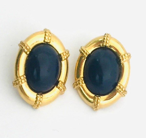 Vintage Clip On Earrings in Gold Plated Metal a… Gem