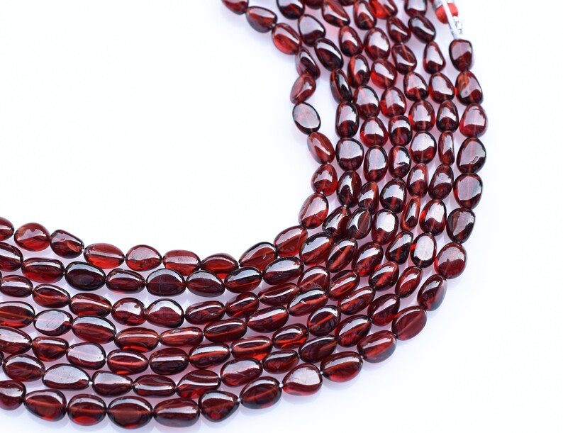9 inches Strand AAA Quality Natural Mozambique Red Garnet Smooth Oval Nuggets Beads 7X9mm-7x12mm Garnet Smooth Oval Nuggets Beads