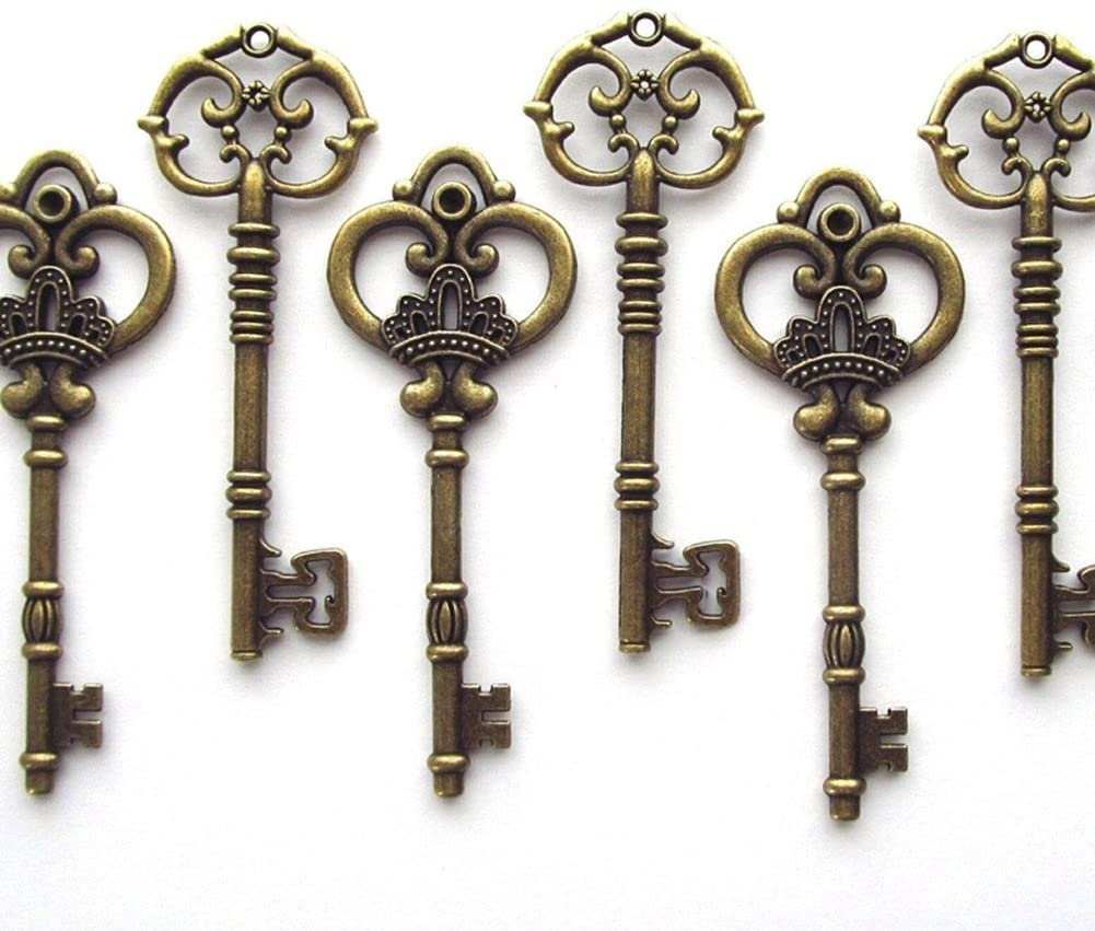 Large Skeleton Keys 8pcs Antique Bronze Keys Rustic Key Pendant Vintage Key  Charms Set DIY Handmade Craft Accessories for Wedding Favor Jewelry Making  Wrapping Decoration 