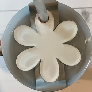 40oz Tumbler Sublimation Blank Daisy Name Tag | Name tag for tumbler lid| Name Plate| Stanley Cup Accessories/Tumbler/Flower/Daisy Topper