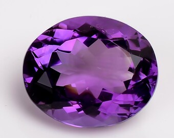 Natural Amethyst Oval Gemstone: AAA+ Quality, 18 Ct (18X15X10 mm)