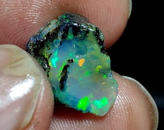 6.20 Cts AAA Welo Opal Rough: Natural Opal Crystal for Jewelry Making