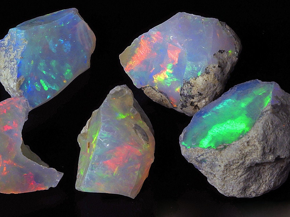 特価！巨大オパール原石206ct/美遊色コレクション 55ctオーロライルミネーション美遊色オパール原石 お勧め &frasl; 鉱物標本