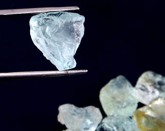 100 Cts Aquamarine Rough Stone: Natural Healing Crystals Gemstone