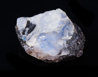 Rainbow Moonstone Rough Loose Gemstone For Making Jewelry 63.55 Ct 28X21X18 MM D-410