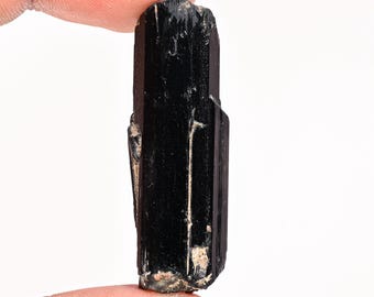 Natural Black Tourmaline Rough Gemstone: Jewelry Making (64.70 Ct)