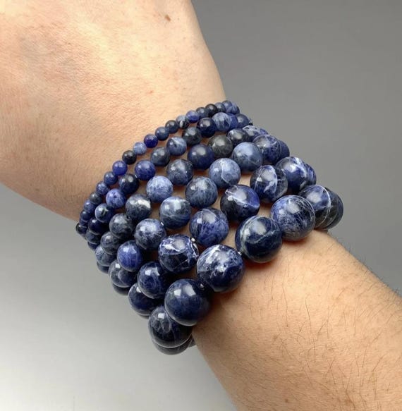 ブルーソーダライトクリスタルブレスレット：研磨された宝石ジュエリー