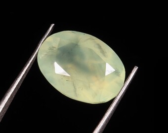 Prehnite Oval Shape Feceted Loose Gemstone For Making Jewelry 6.15 Ct 14X10X7 MM D-996