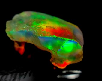 3.55 Cts Welo Opal Rough: AAA Grade Natural Opal Crystal