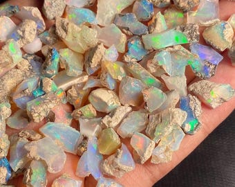 Natural Ethiopian Opal Rough: AAA Grade Crystal (50 Carat, 8-10MM)