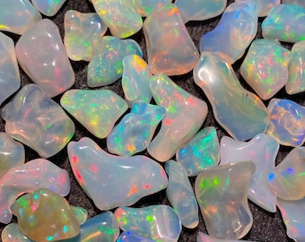 100 AAA Grade Welo Opal Crystals: Natural Ethiopian Opal Rough (3-5mm)