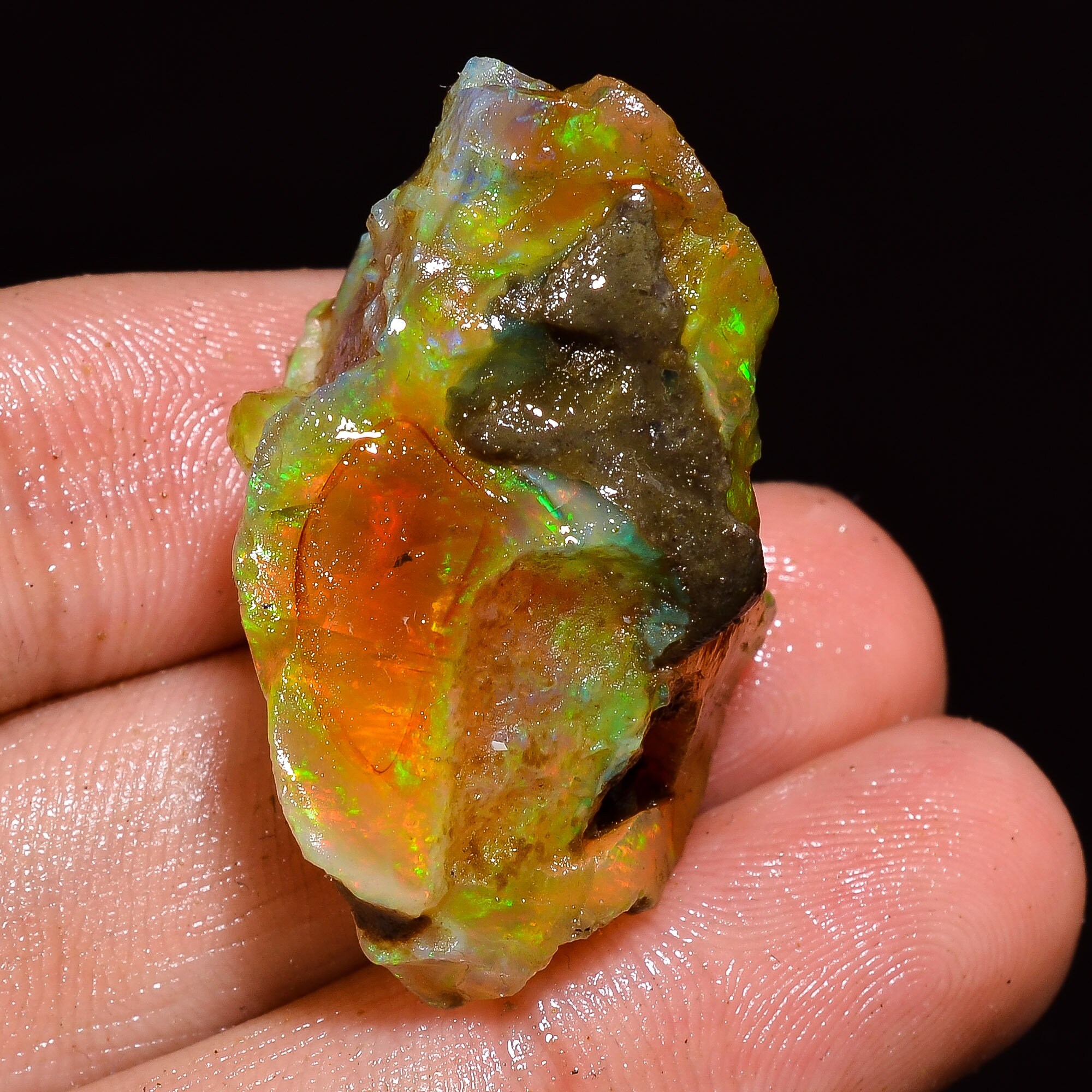 Natural Welo Fire Ethiopian Opal Gemstone Rough Loose Gemstone For Making Jewelry 50.5 Ct. 33X23X21 mm R-30
