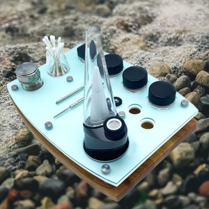 Puffco Stand Dab Rig Station Organizer for Peak or Pro Portable Cannabis Vaporizer ~ Glass ISO Pump, Swab Vase, Sea Glass Green, Wood Base
