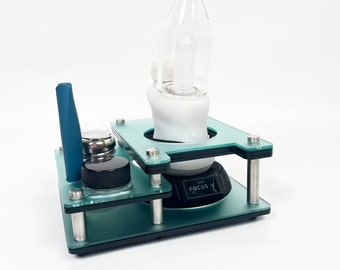Focus V Carta 2 Rig Station Dab Session Organizer and Cleaning Tray That Holds the Charging Dock With ISO Pump and Swab Beaker