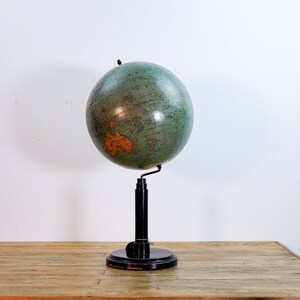 Nostalgic vintage globe image 1