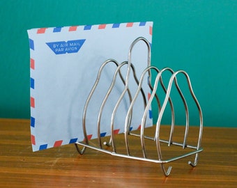 Metal letter holder or toast holder