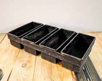Old bread pan for loaf bread