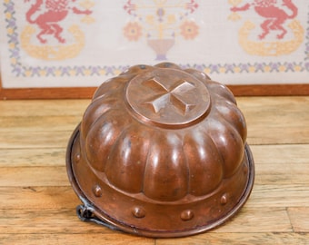 Molde de cobre con asa, vintage