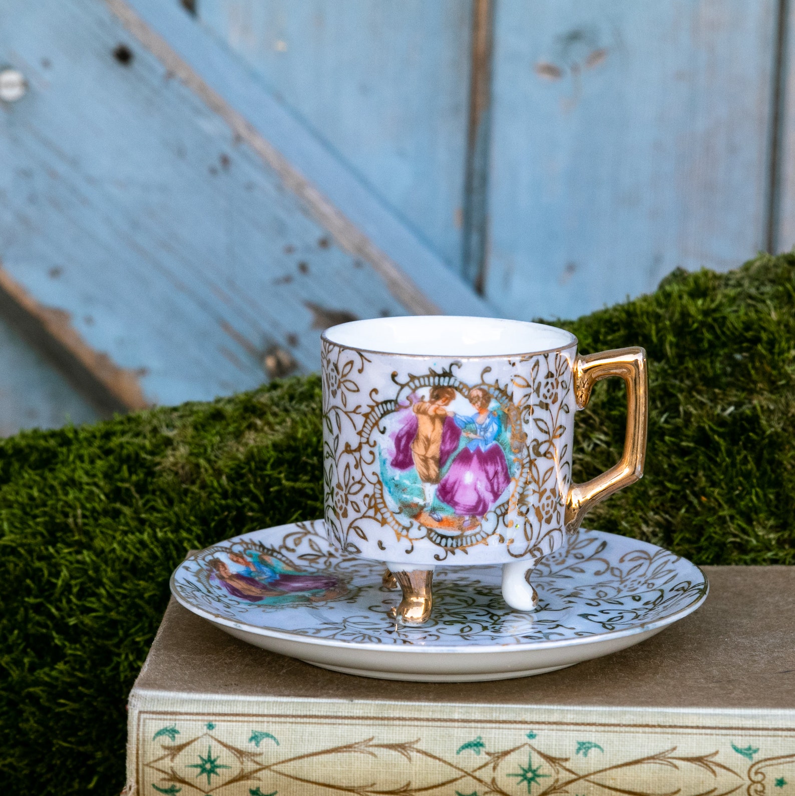 Kitschy Collectible Cups Set Etsy