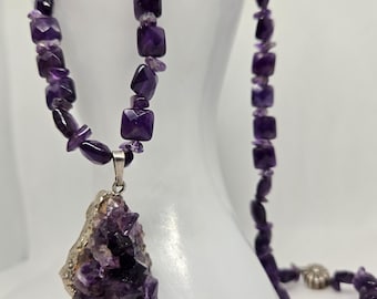 Natural Amethyst beaded necklace with raw Amethyst pendant, magnetic closure
