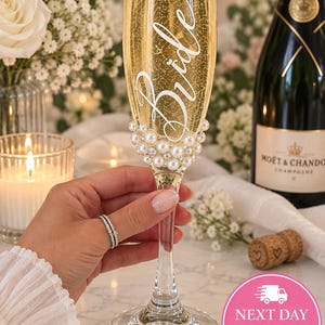 Flûte à champagne personnalisée en nacre, cadeau de mariage, souvenir d'enterrement de vie de jeune fille