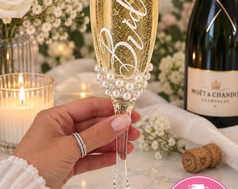 Personalized Pearl Flute Glass, Bridal Gift, Hen Do Favor
