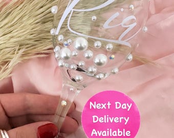 Personalized Pearl Wine Glass, Bridal Shower Gift