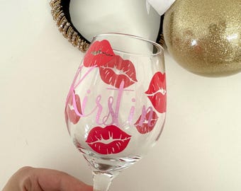 Personalized Lips Wine Glass | Hot Pink Vinyl Decoration