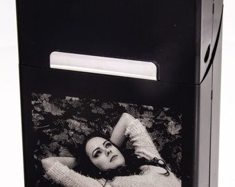 Zigarettenbox Aluminium schwarz mit Fotogravur