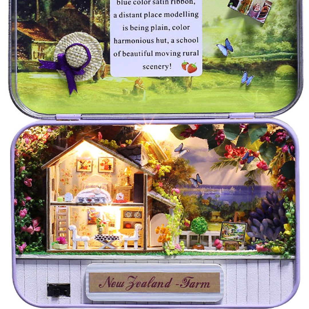 Dollhouse Miniature Tin Wash Bucket - 1:12 Scale Miniature Accessory For Dollhouse Decor