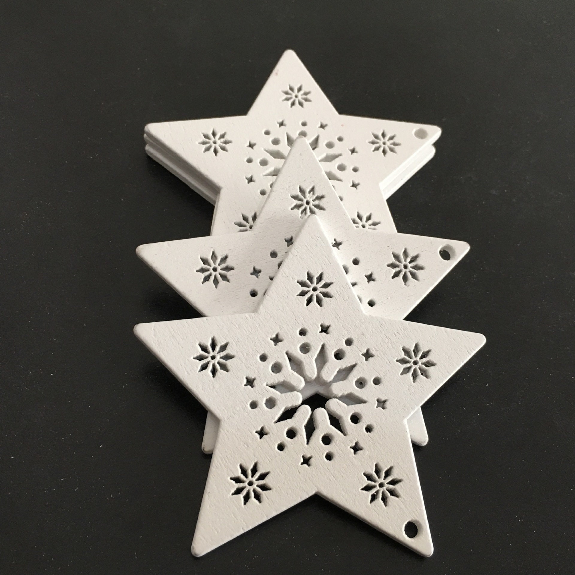 10 Pcs White Star Wood Cutouts, Unfinished Wood Cut Out, Die Cut, Tree