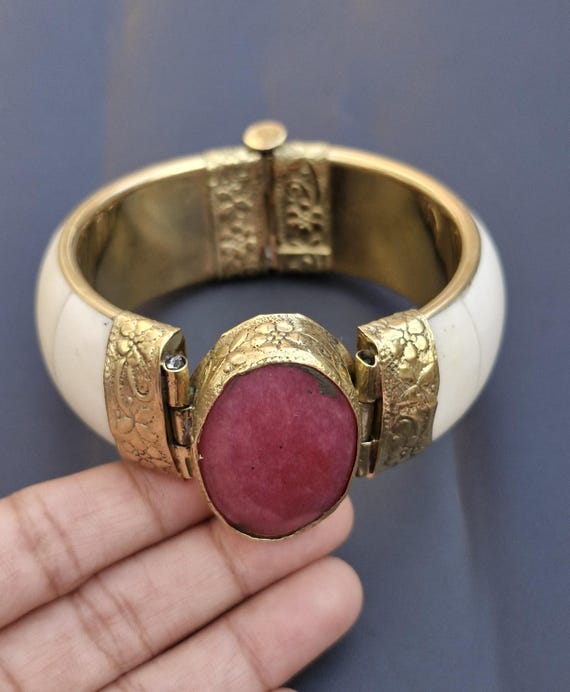 アクセサリー brass buffalo horn bangle Ethically Sourced Natural Buffalo Horn Jewelry 4 Pcs Set
