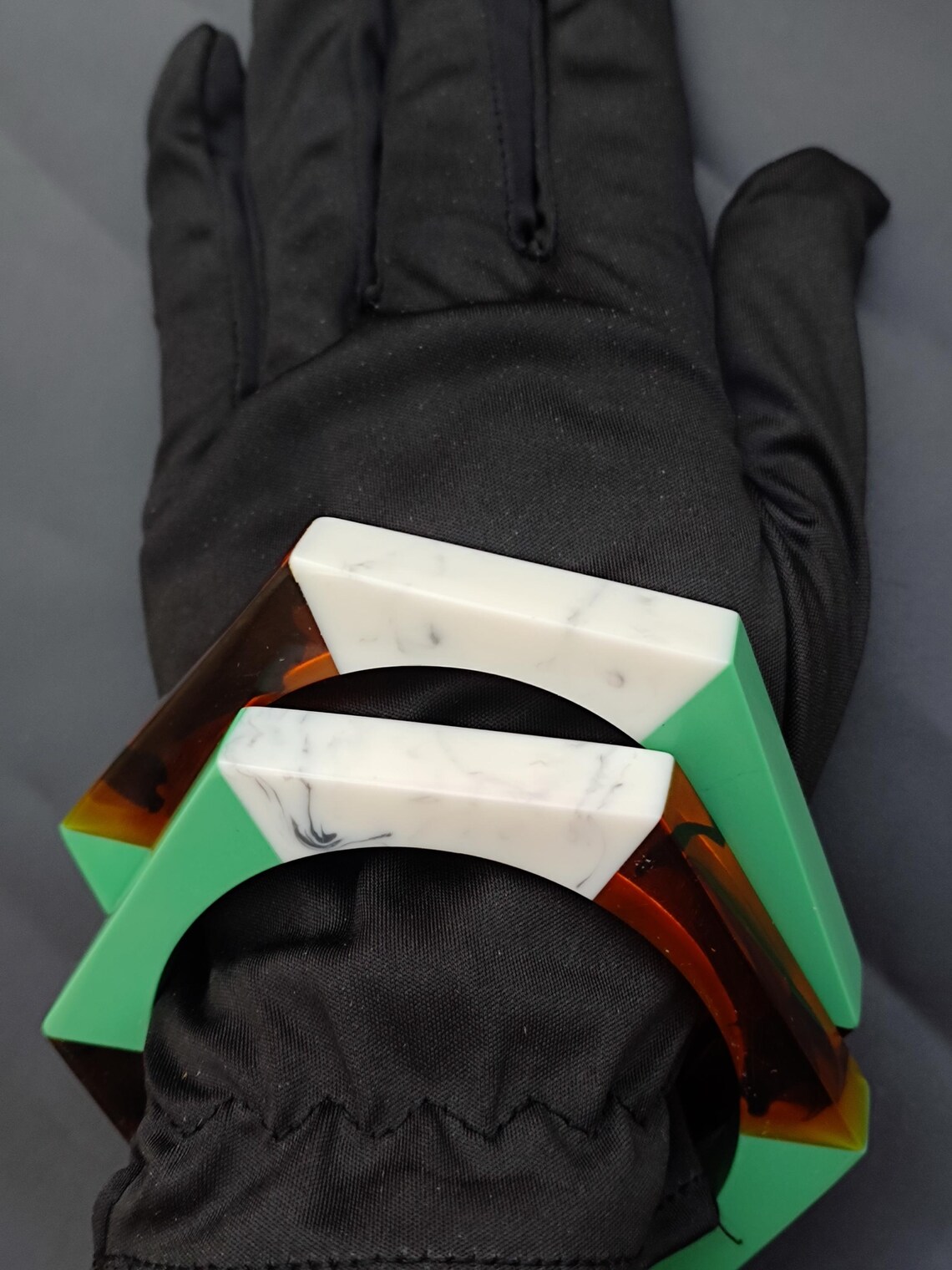 Geometric Gradient Resin Polygon Bracelet Trendy Metal Bangle