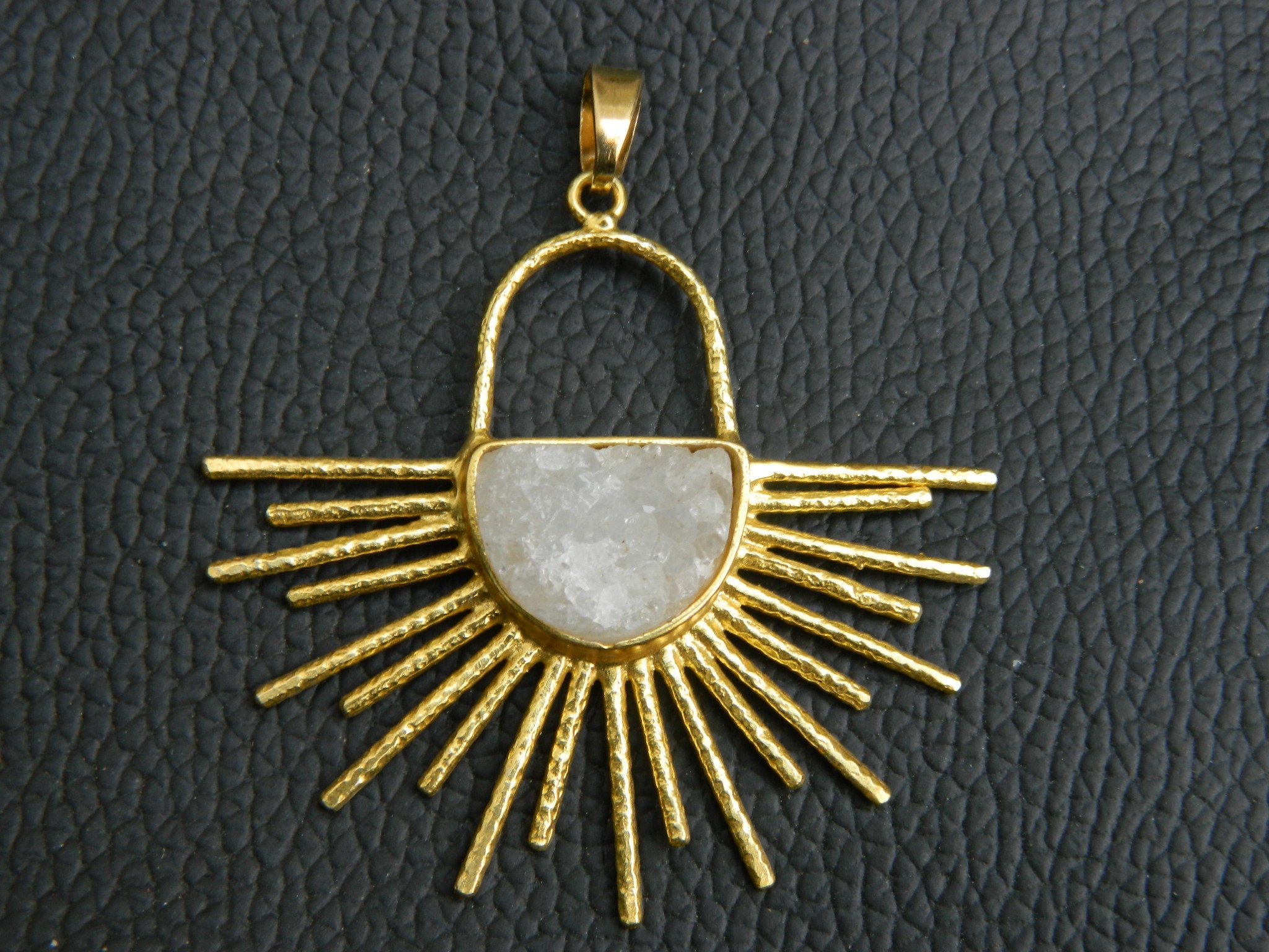 Gemstone Jewelry Natural Druzy Slices Gold Plated Brass Sun Burst Pendants Handcrafted Vintage Style Unique Designer Jewelry Supplies Gift