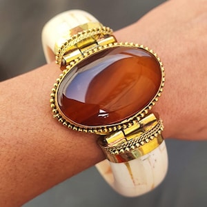 Horn Bone Jewelry Ethically Sourced Buffalo Bone Natural Agate Bangle Bracelet Handmade Vintage Style Antique Finish jewelry