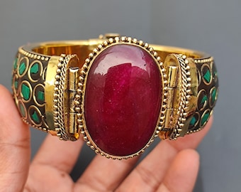 Vintage Aventurine Agate Bangle, Gold Brass, Malachite Inlay, Antique Boho