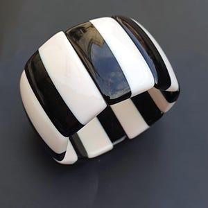 MOD Black White Resin Wide Bracelet – Elasticated Statement Bangle (2.3" Inner Diameter)